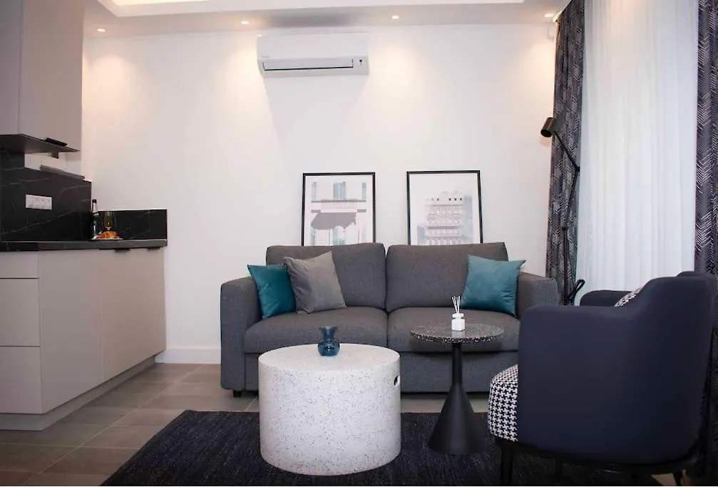 Luxury Cozy 2 Bdr Downtown Apt.7 Budapeşte 0*,  Macaristan