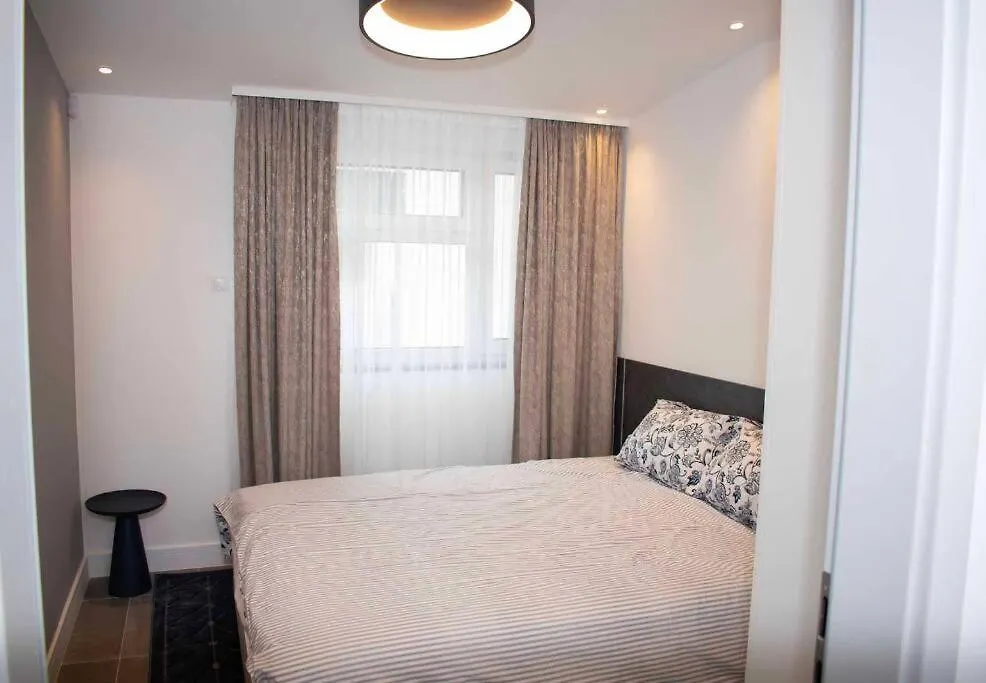 Luxury Cozy 2 Bdr Downtown Apt.7 Budapeşte Daire